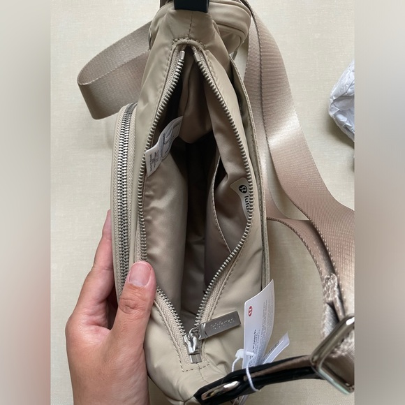 Lululemon Crossbody with Nano Pouch 2L - Trench - Picture 12 of 16